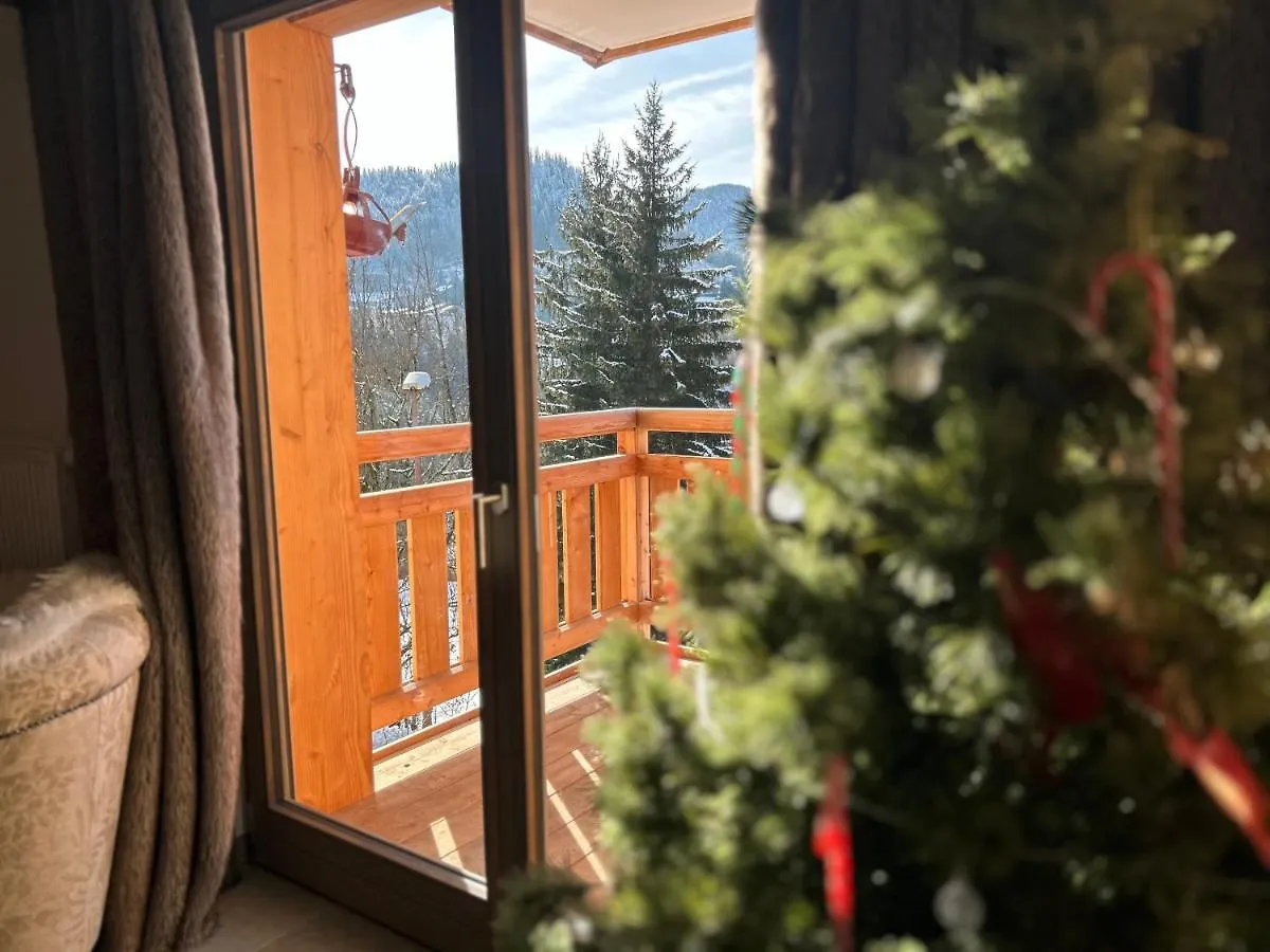Les Trois Chaufatons - Chalets Boutiques Montriond 0*,  Francie